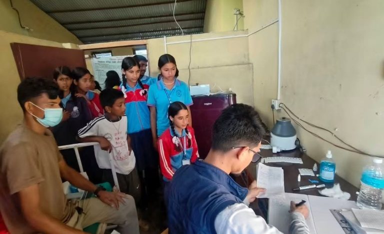 दार्मामा स्क्रब टाइफस केन्द्रित स्वास्थ्य शिविर, १७ जनामा संक्रमण पुष्टि