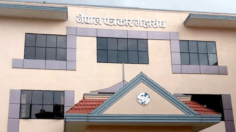 पत्रकारलाई ज्यान मार्ने धम्की, महासंघको आपत्ति
